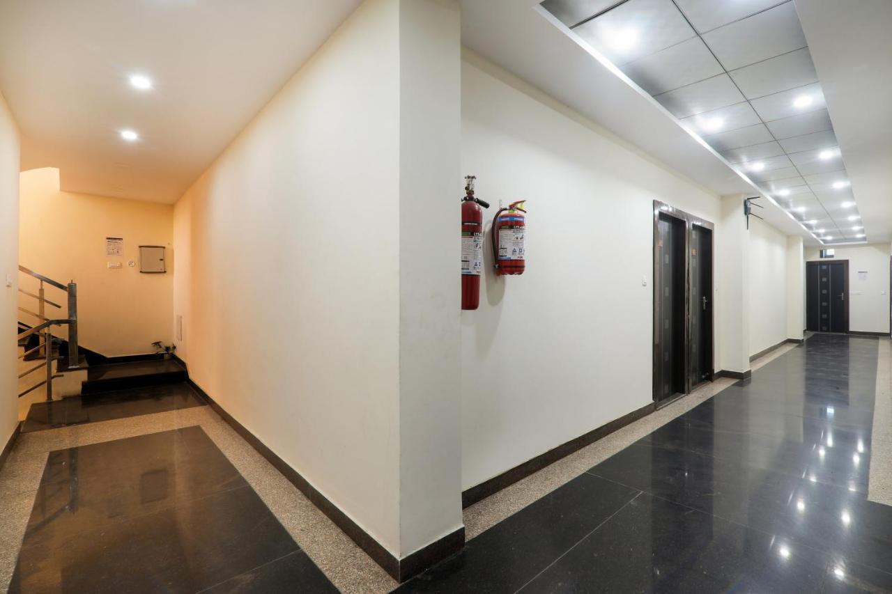 Hotel OYO Flagship 75575 Krishna Regency Bijnaur Exterior foto